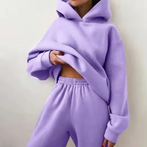 Women's Cozy Hoodie Tracksuit Set – Warm Two-Piece Sweatshirt & Jogger