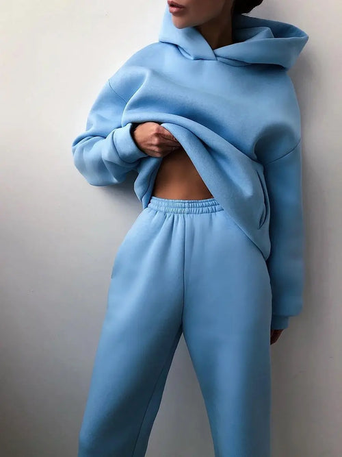 Women's Cozy Hoodie Tracksuit Set – Warm Two-Piece Sweatshirt & Jogger