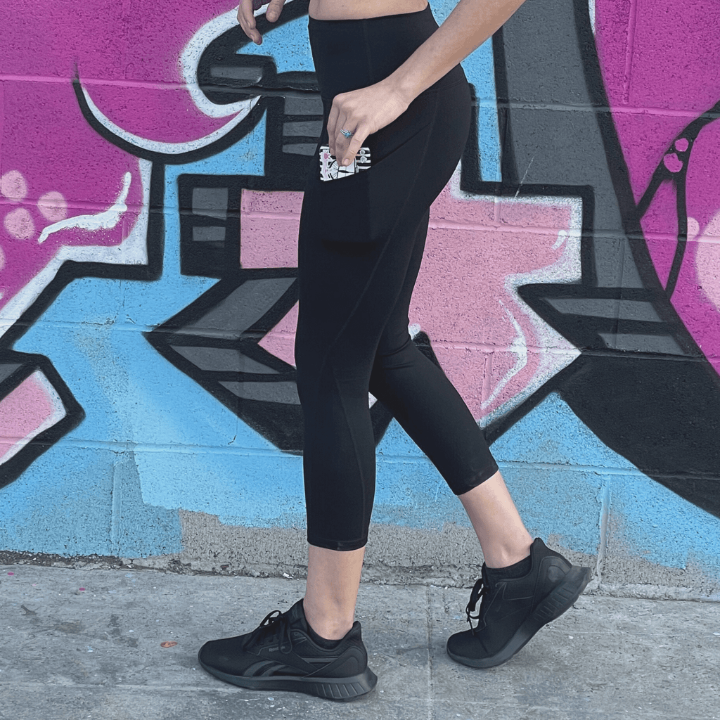 Athletic High-Waisted Capri Leggings with Hip Pockets