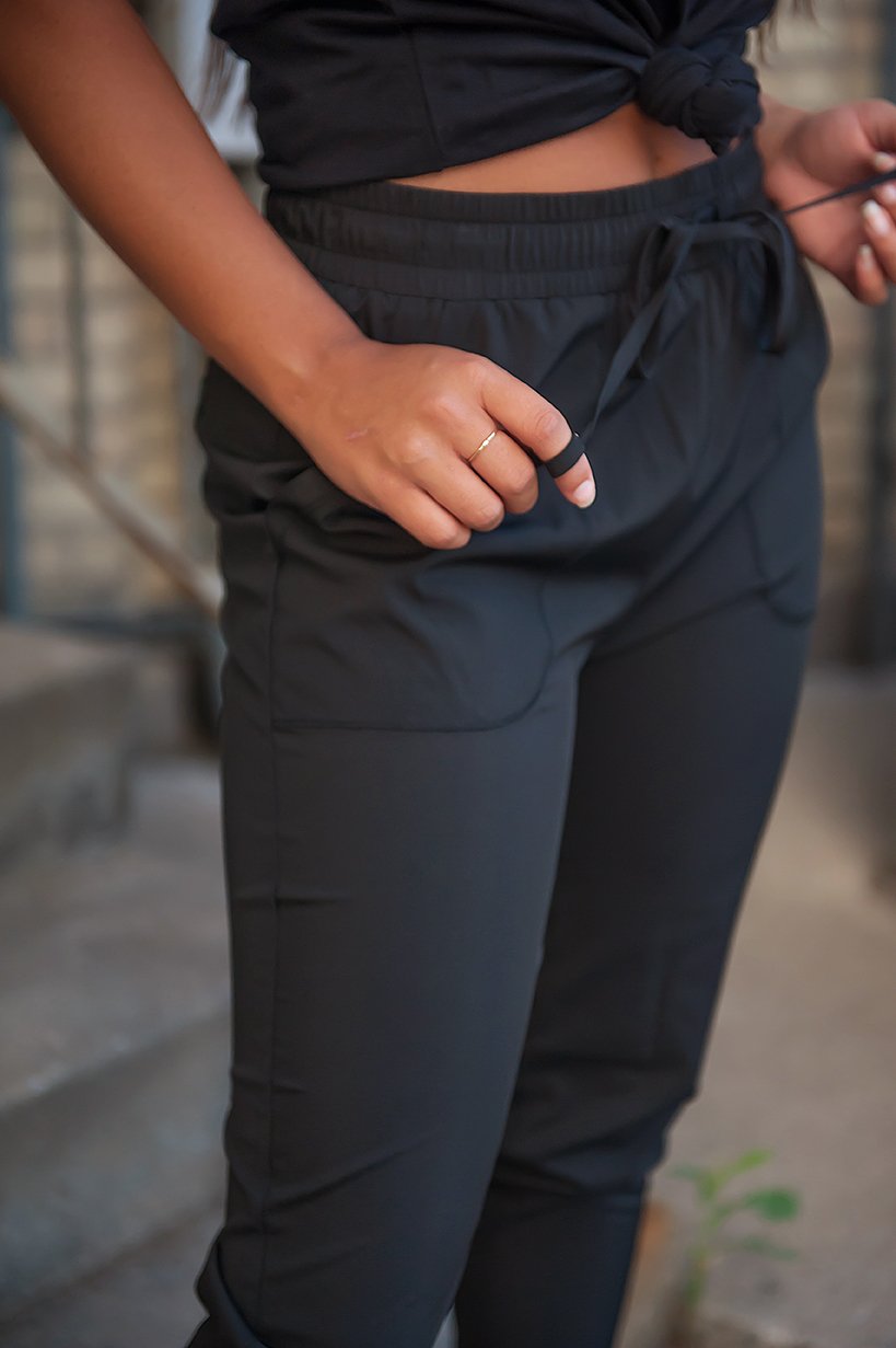 Lightweight Joggers in Black